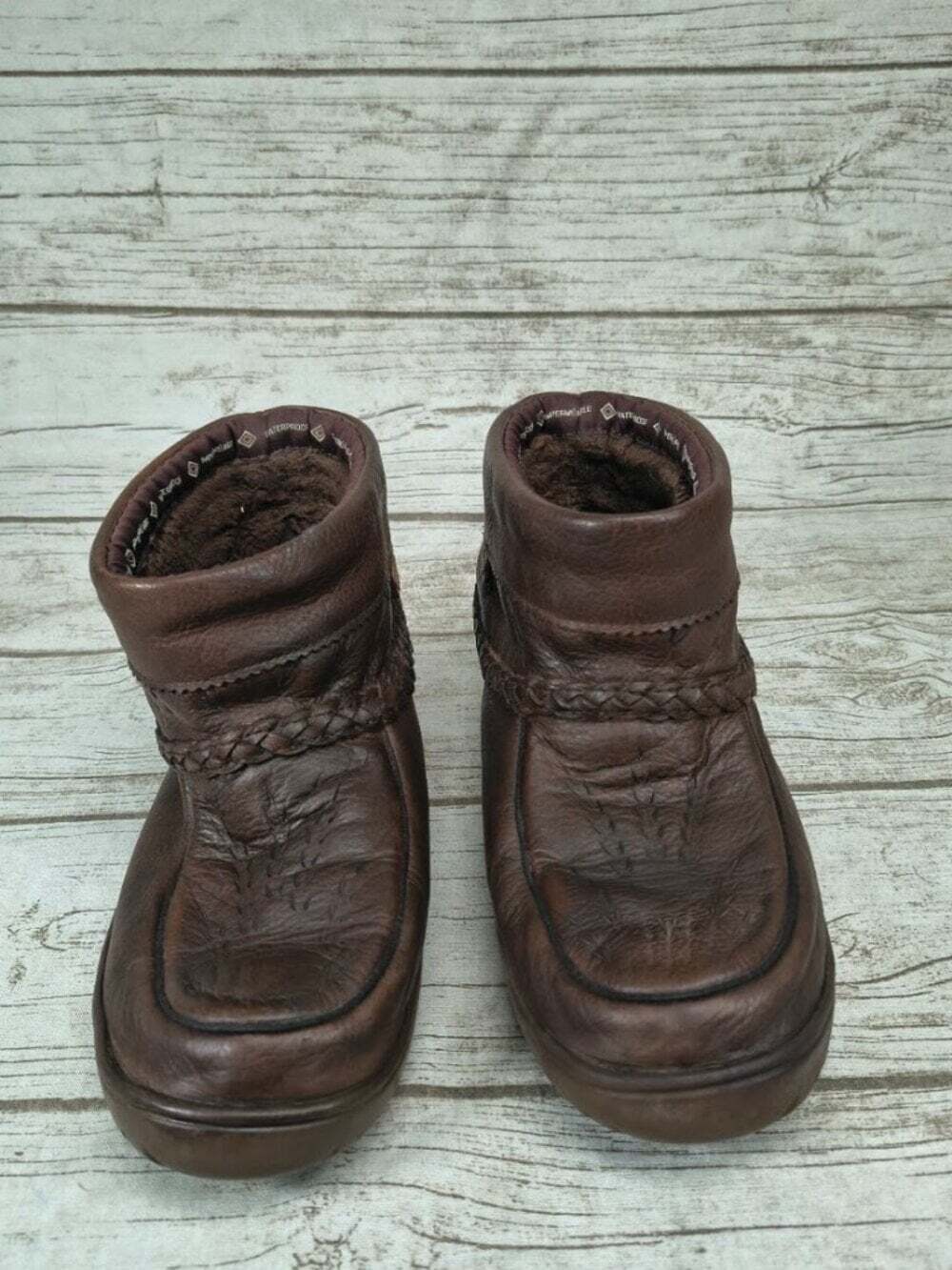 Manitobah Mukluks Brown Waterproof Leather Ankle Boots Women’s 8 Men’s 6